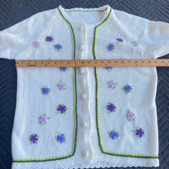 Grandma Knit Cardigan Sweater Womens Large Cream Embroidered Floral - Picture 5 of 8